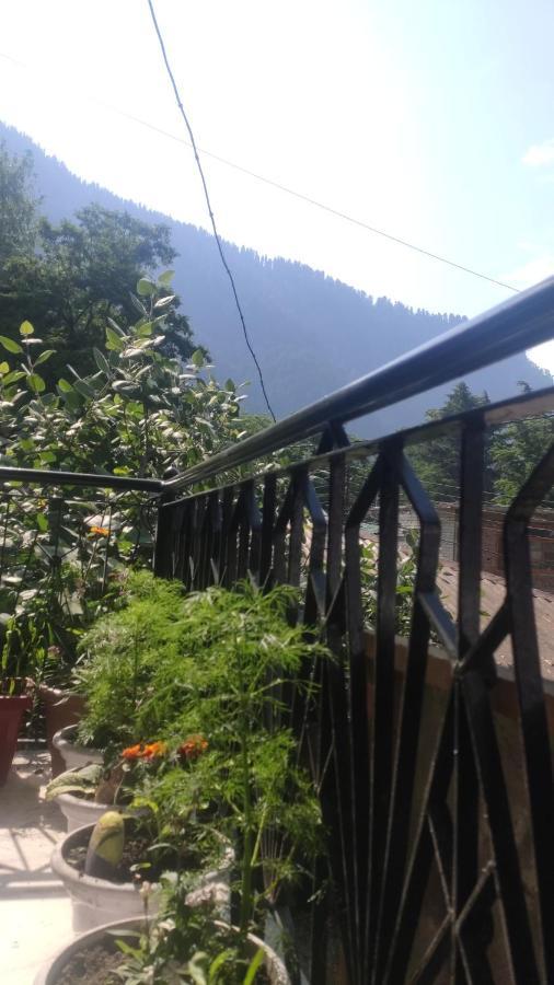 The Prasher Lodge Mall Road Manali Zewnętrze zdjęcie