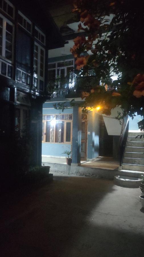 The Prasher Lodge Mall Road Manali Zewnętrze zdjęcie