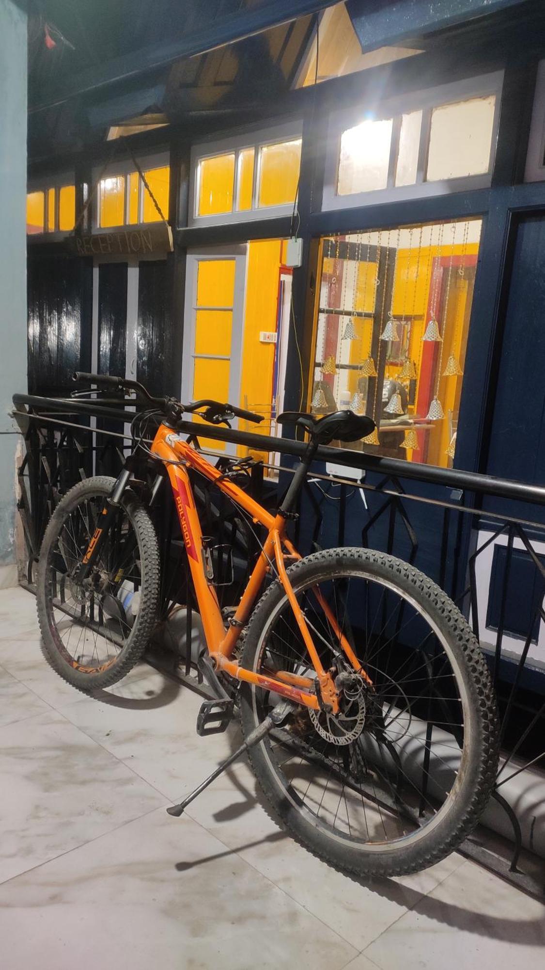 The Prasher Lodge Mall Road Manali Zewnętrze zdjęcie