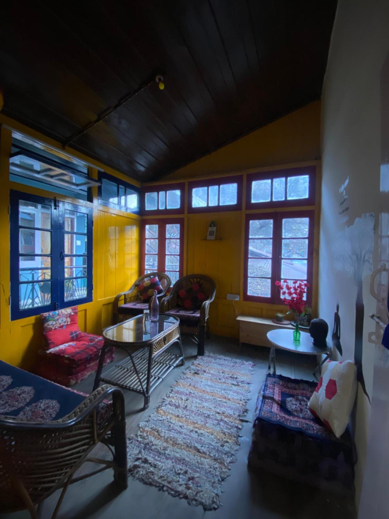 The Prasher Lodge Mall Road Manali Zewnętrze zdjęcie